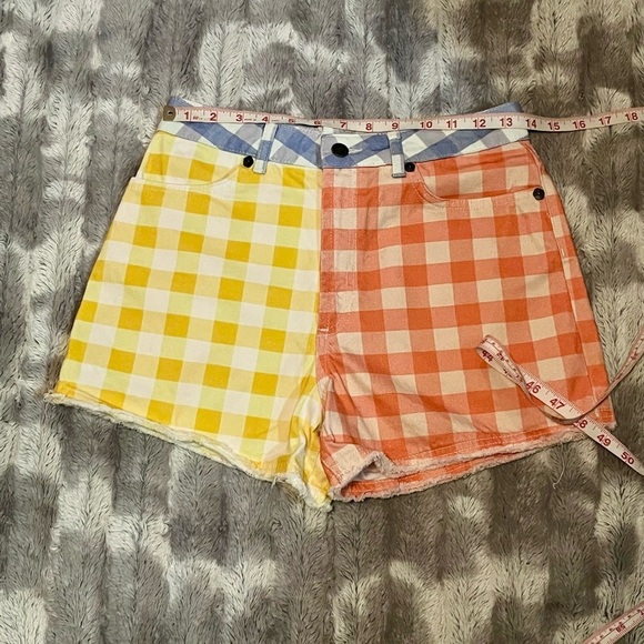 Farm Rio for Anthropologie Gingham Shorts Size Small - Picture 4 of 12